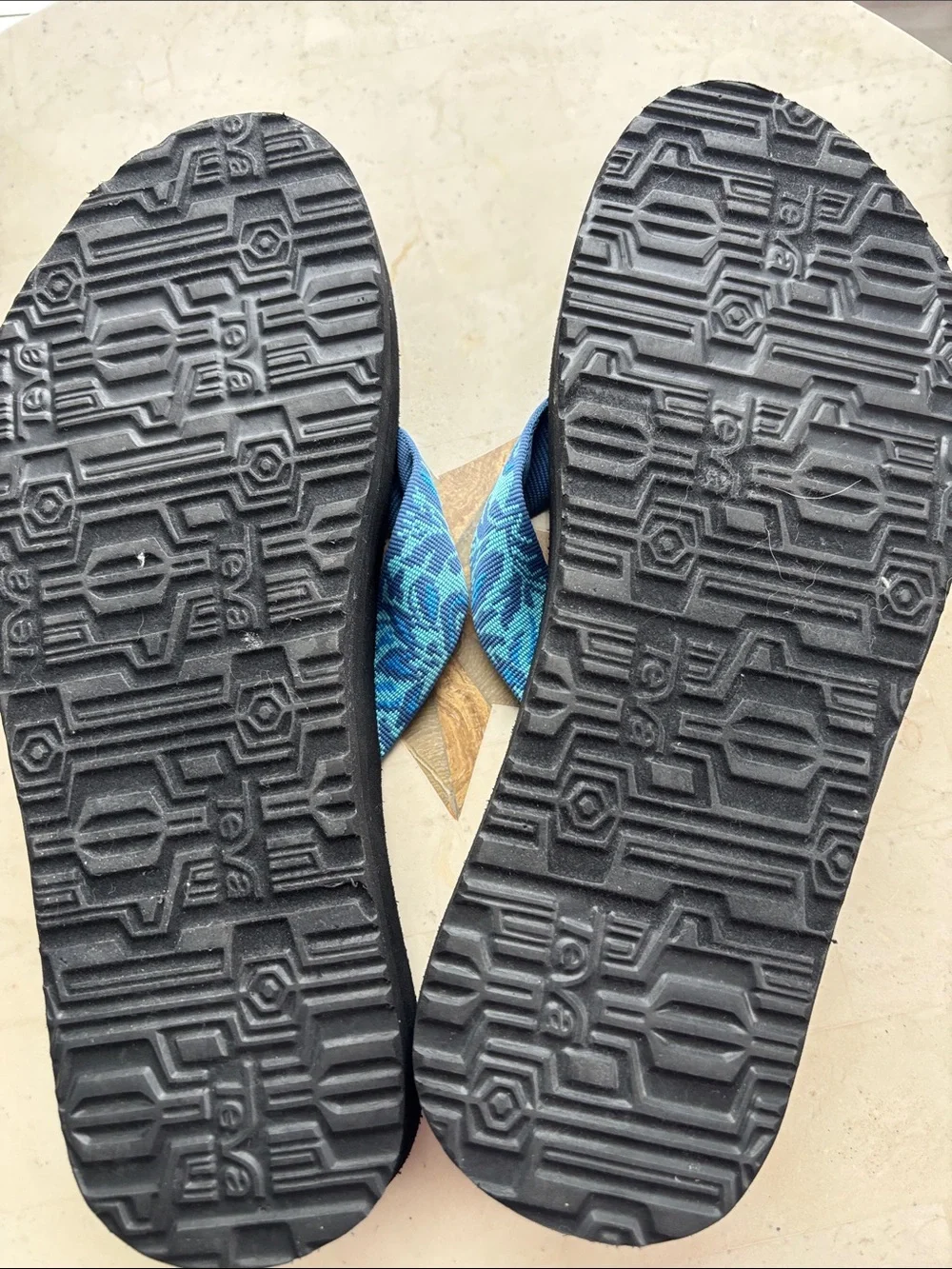 Teva casual flip